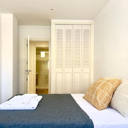 Housing Leon Ana Mogas Con Garaje Leilighet Eksteriør bilde