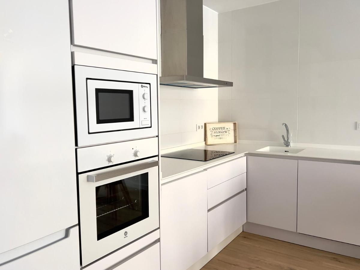 Housing Leon Ana Mogas Con Garaje Leilighet Eksteriør bilde